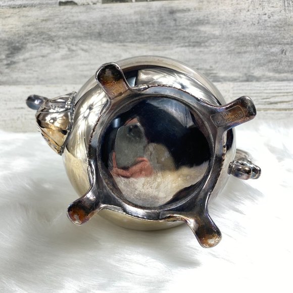 Vintage WM Rogers Silver-Plate Coffee Pot Pitcher - Picture 12 of 13